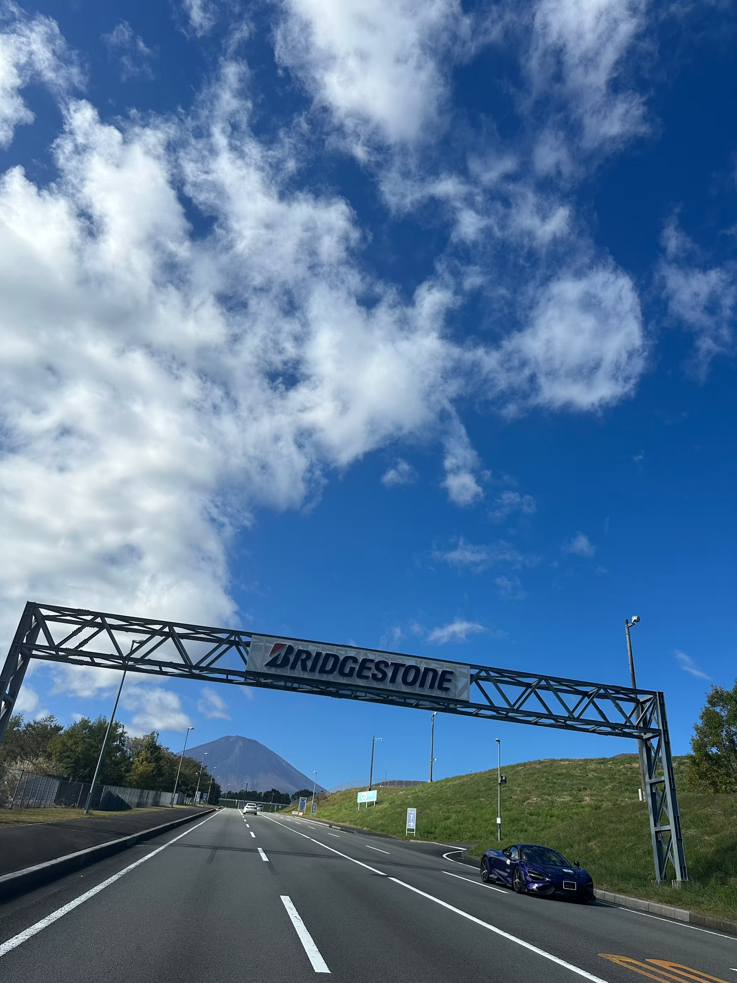 Fuji Speedway Self Drive & Mt. Fuji Tour